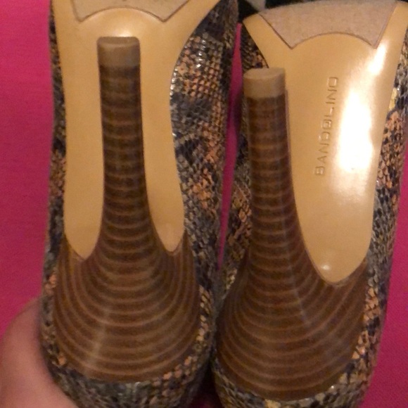 Bandolino snakeskin heels size 11, never worn! - Picture 5 of 5